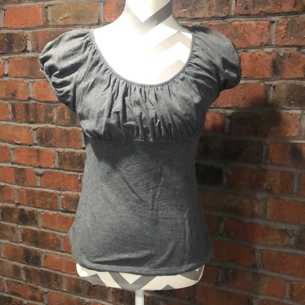 LOFT Outlet Charcoal Short Sleeve Top. Size Medium.
